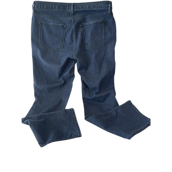 Eddie Bauer Jeans Women’s 12 Blue Slightly Curvy Slim Straight - Picture 3 of 4